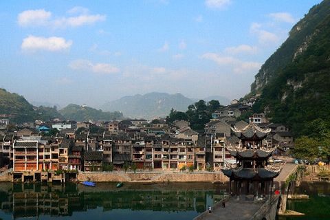 『隨華全，觀天下』 ——走進鎮遠